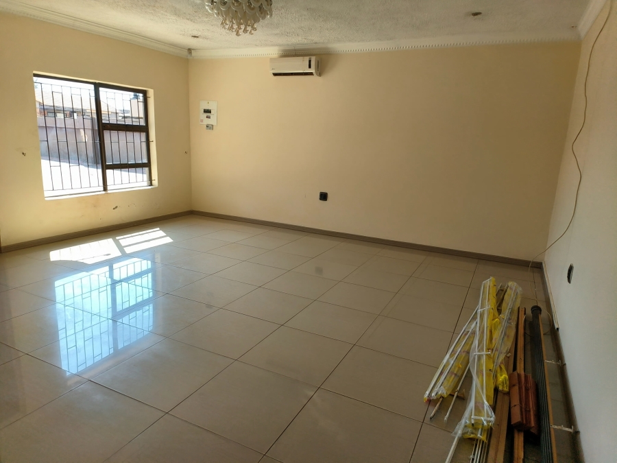 To Let 2 Bedroom Property for Rent in Promosa North West